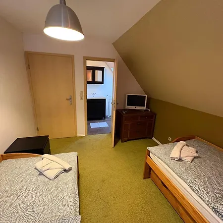 בית נופש Grosses Haus Bei Rostock Luesewitzer Krug Bis 10 Personen