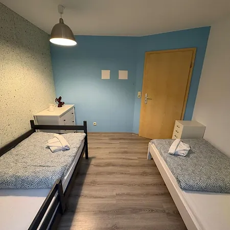 Grosses Haus Bei Rostock Luesewitzer Krug Bis 10 Personen Sanitz