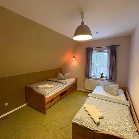 Großes Haus Bei Rostock Lüsewitzer Krug Bis 10 Personen *