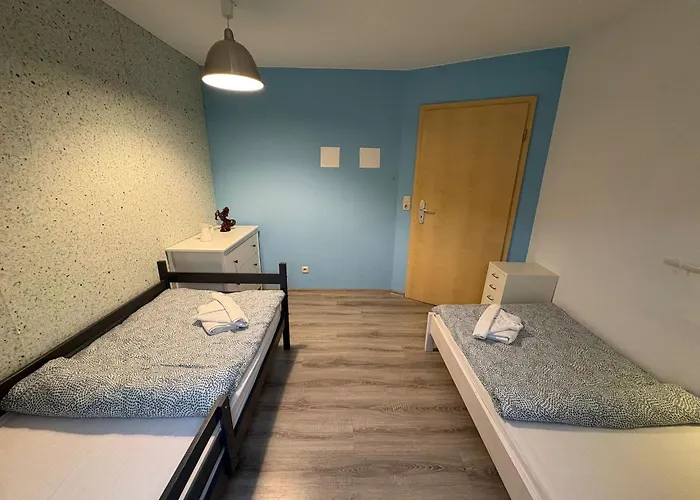 Grosses Haus Bei Rostock Luesewitzer Krug Bis 10 Personen Sanitz