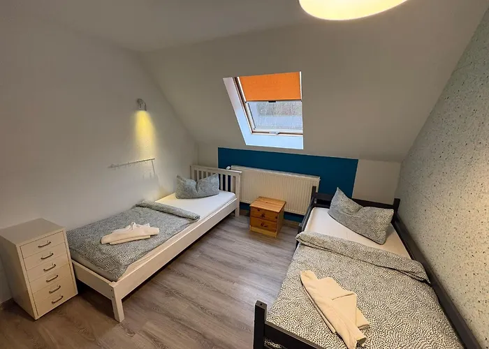 Grosses Haus Bei Rostock Luesewitzer Krug Bis 10 Personen Sanitz