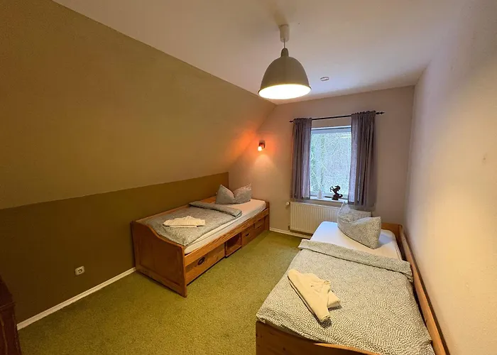 Grosses Haus Bei Rostock Luesewitzer Krug Bis 10 Personen *